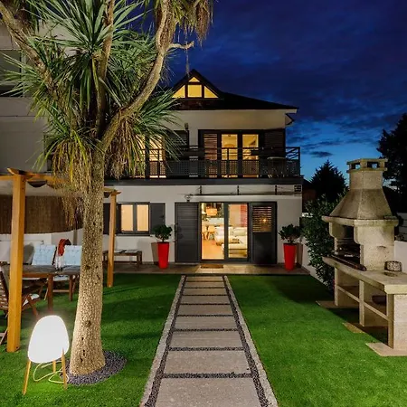 Casa De Ensueno En El Castro De Y Centrica By Prishomes Prázdninový dům Vigo